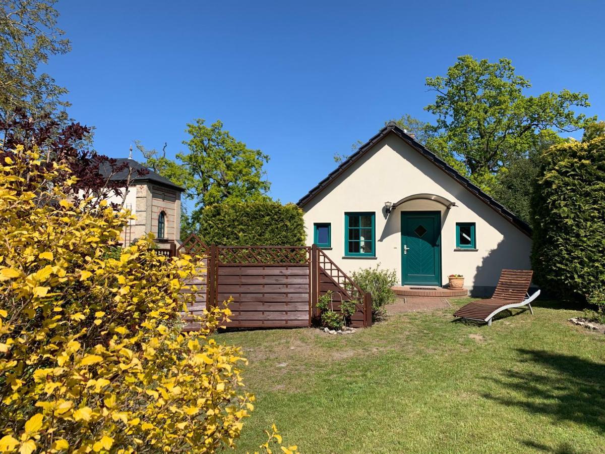 „Rentmeisterhaus Basedow“ Basedow  外观 照片